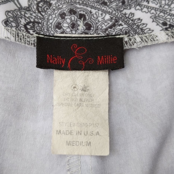 Nally & Millie Black & White Paisley Print… - Picture 8 of 8